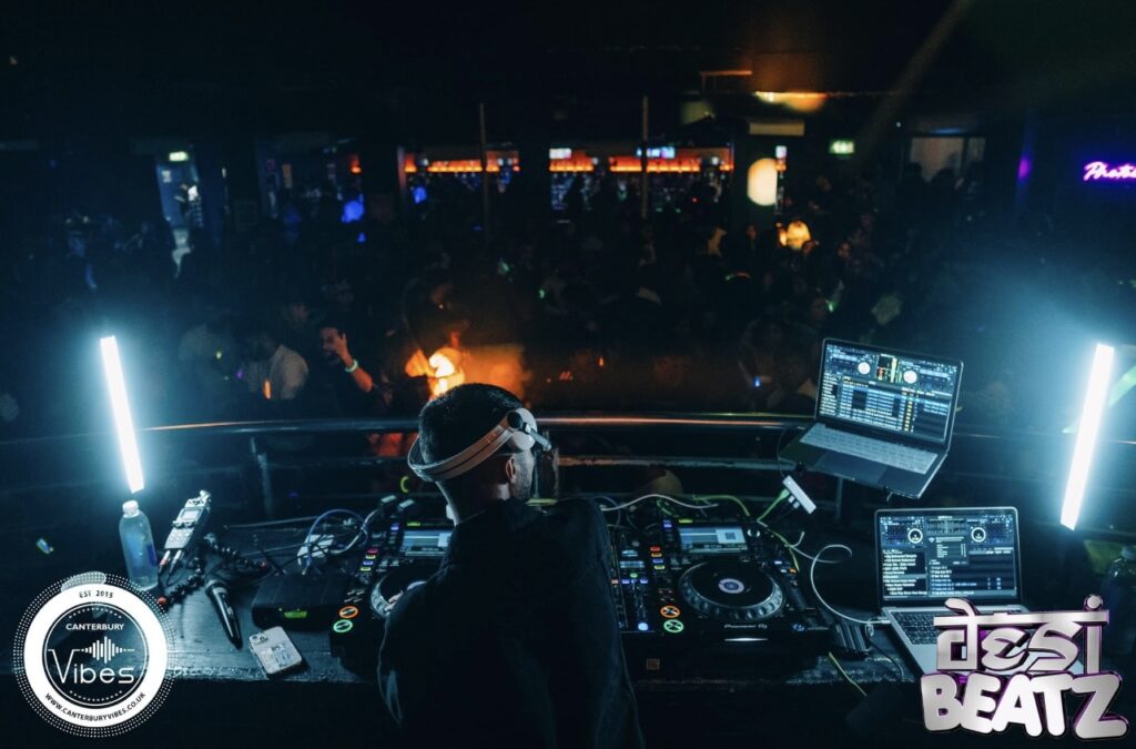 DJ DHILZ
